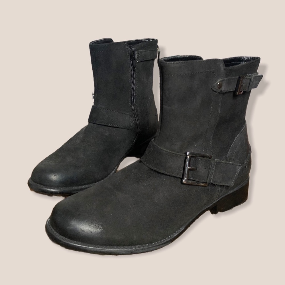 Like New Clark’s Moto Boots